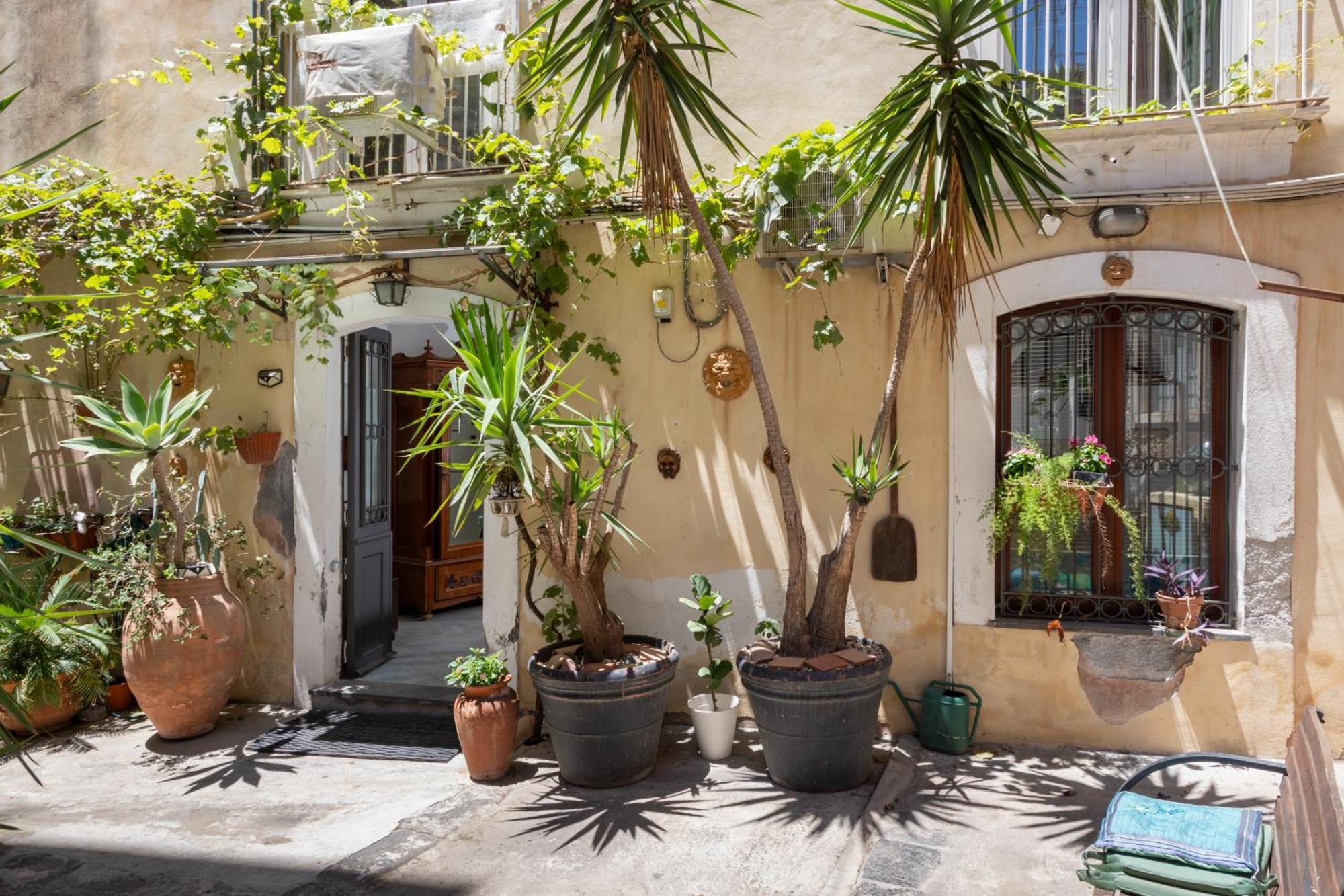 Vila Cortile San Michele Katánie Exteriér fotografie